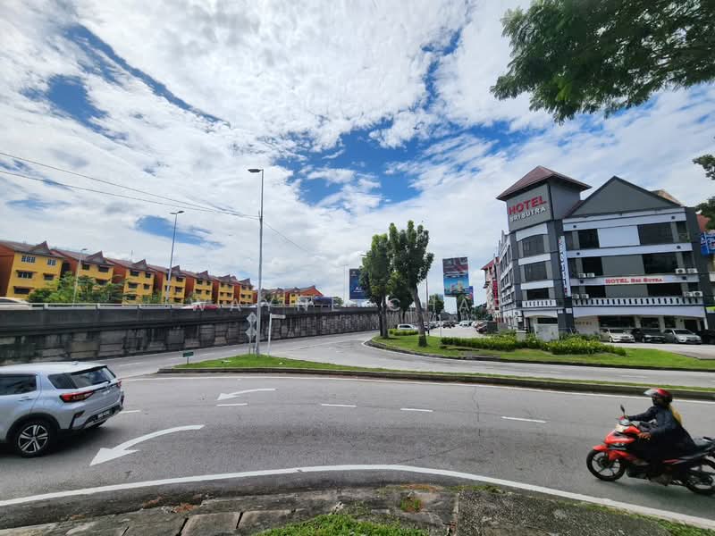 Shop for Sale in Pjs 8 (Sunway) - Wayne Char - PropertyGuru.com.my