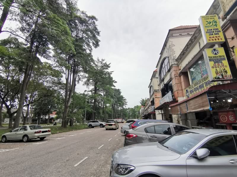 Kedai / Pejabat untuk Dijual di Taman Pelangi Indah (Ulu Tiram) - Ee Fong Toh - Exterior - PropertyGuru.com.my