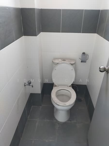 Shop for Sale in Taman Perindustrian Puchong (Puchong) - Edmund Chan - PropertyGuru.com.my