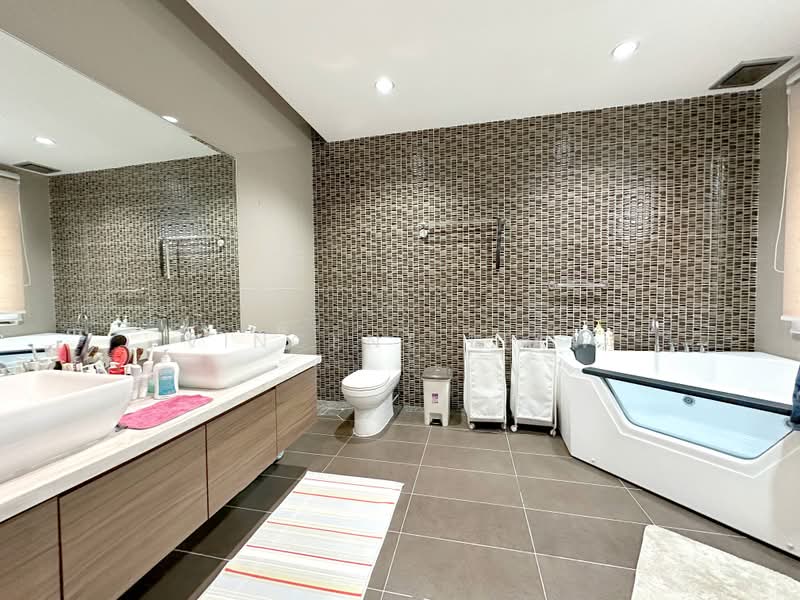 Bungalow for Sale in Seksyen U2 (Saujana) - Vincent Liaw - Bathroom - PropertyGuru.com.my