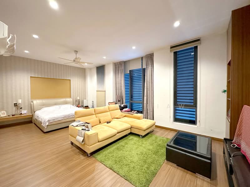 Bungalow for Sale in Seksyen U2 (Saujana) - Vincent Liaw - Living Room - PropertyGuru.com.my