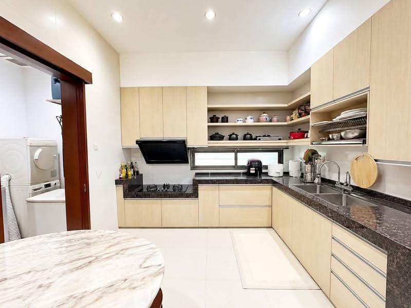 Bungalow House for Sale in Seksyen U2 (Saujana) - Vincent Liaw - Kitchen - PropertyGuru.com.my