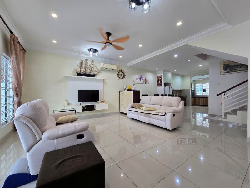 Rumah Teres untuk Dijual di Bandar Puteri Klang (Klang) - Alex Lee - Living Room - PropertyGuru.com.my