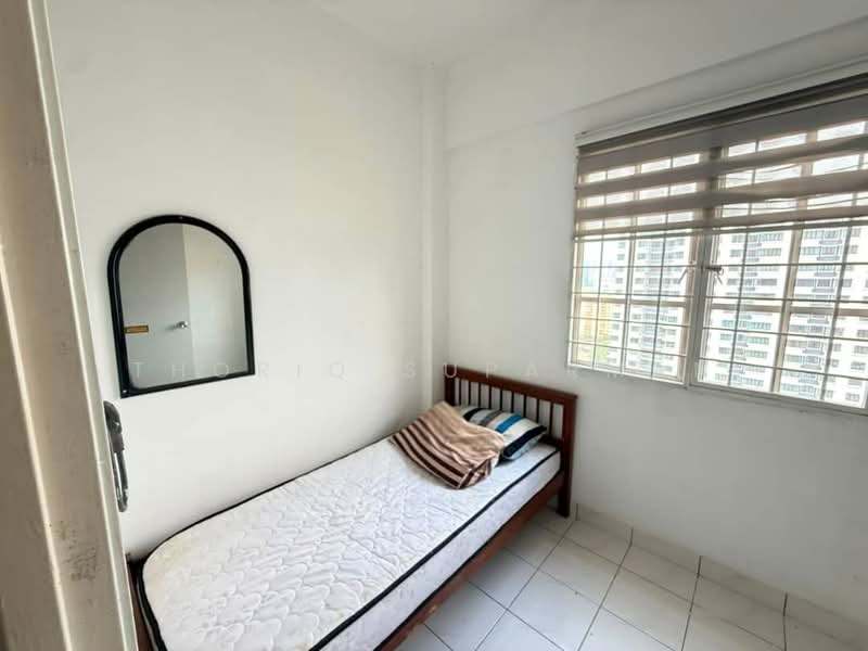 Apartment for Rent at Melur Apartment - Thoriq Suparman - Bedroom - PropertyGuru.com.my
