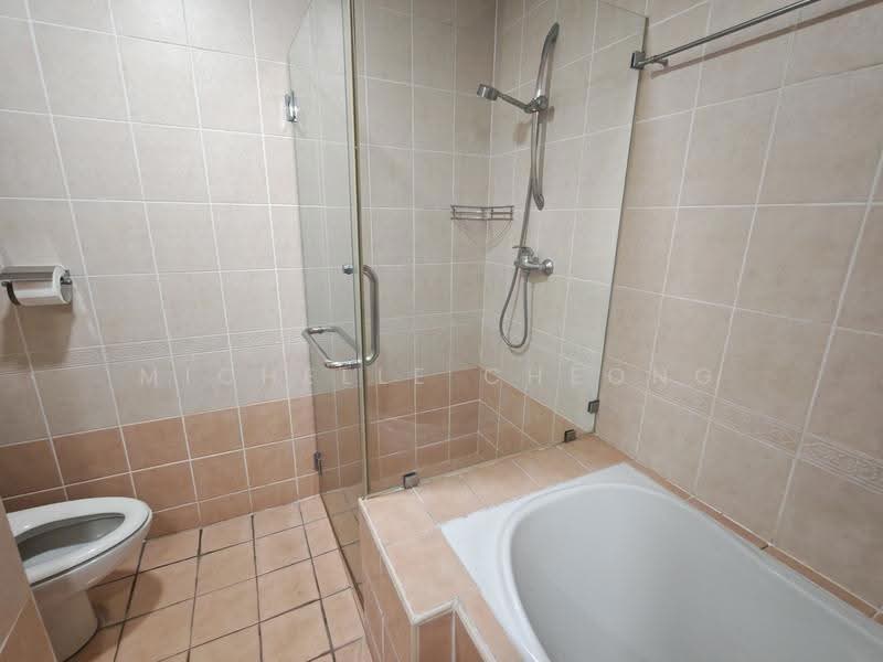 Condominium for Rent at Kiaramas Sutera - Michelle Cheong - Bathroom - PropertyGuru.com.my