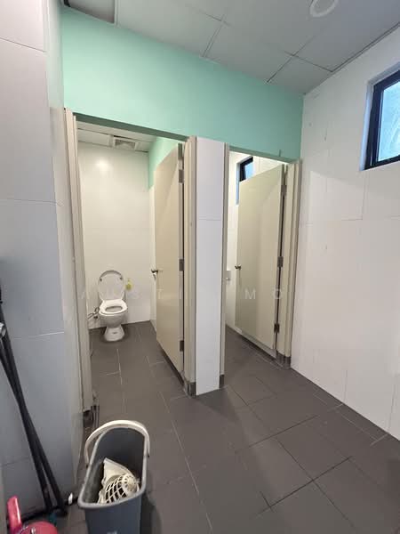 Kedai / Pejabat untuk Disewa di Southkey (Johor Bahru) - Austin Moh - Bathroom - PropertyGuru.com.my
