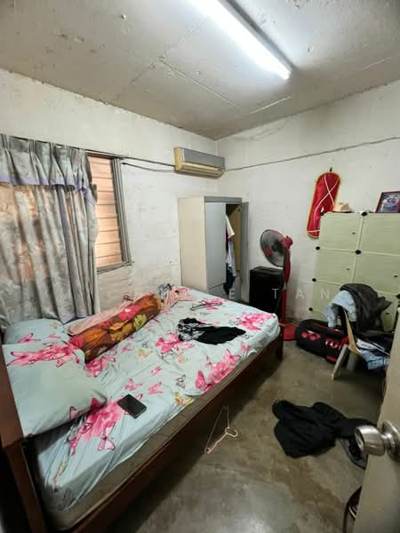 Rumah Flat untuk Dijual di Taman Pandan Perdana - Michelle Tan - Bedroom - PropertyGuru.com.my