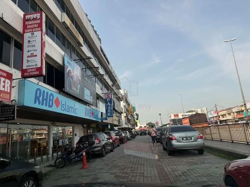 Shop / Office for Rent in Balakong (Selangor) - Kent Fatt - Exterior - PropertyGuru.com.my