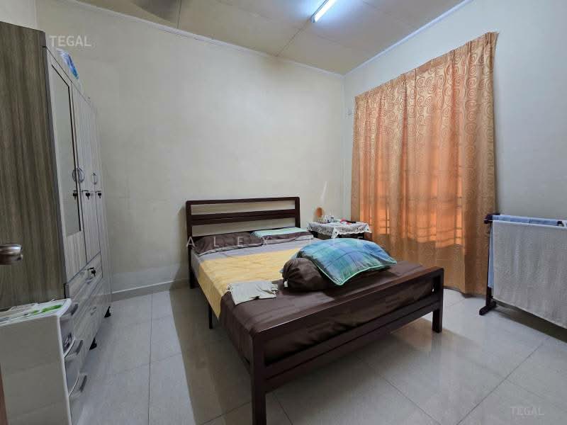 1-storey Terraced House for Sale in Klang (Selangor) - Alex Lee - Bedroom - PropertyGuru.com.my