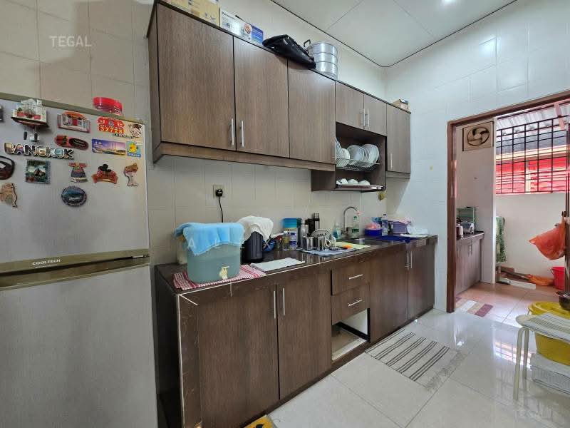 1-storey Terraced House for Sale in Klang (Selangor) - Alex Lee - Kitchen - PropertyGuru.com.my