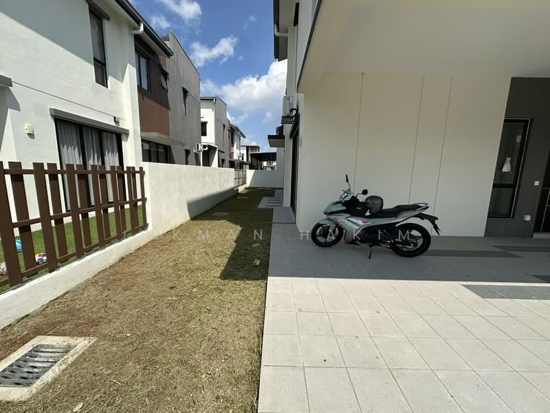 Semi-Detached House for Rent in Hulu Langat (Selangor) - Lukman Hakim - Exterior - PropertyGuru.com.my