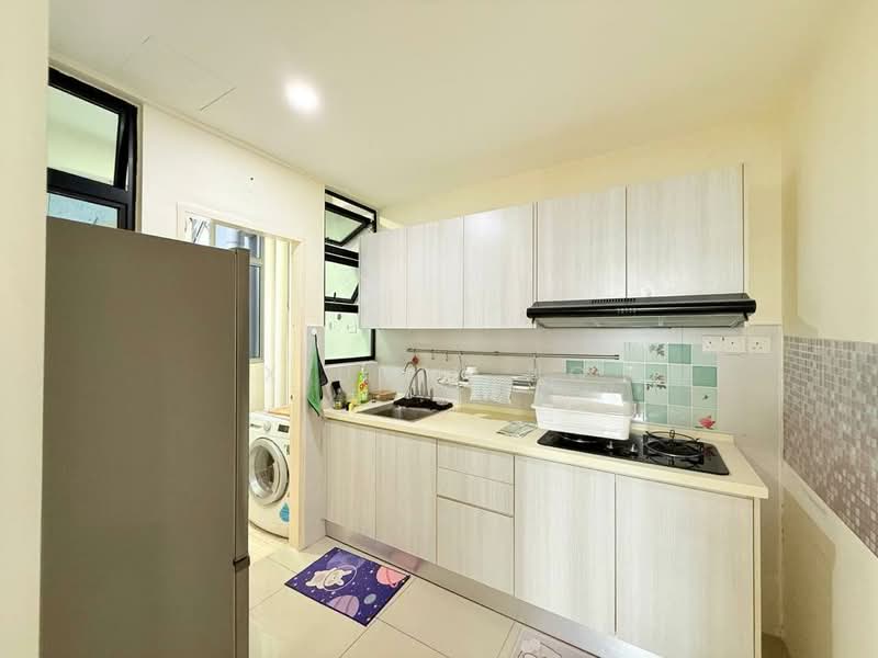 Service Residence for Sale at The Garden Residences - Xiuxiu Ng - Kitchen - PropertyGuru.com.my
