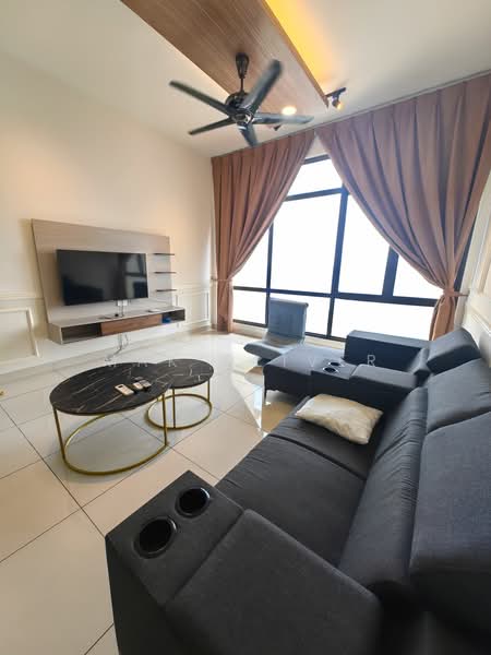 Servis Apartment untuk Dijual di The Park Sky Residence - Mak Oliver - Living Room - PropertyGuru.com.my