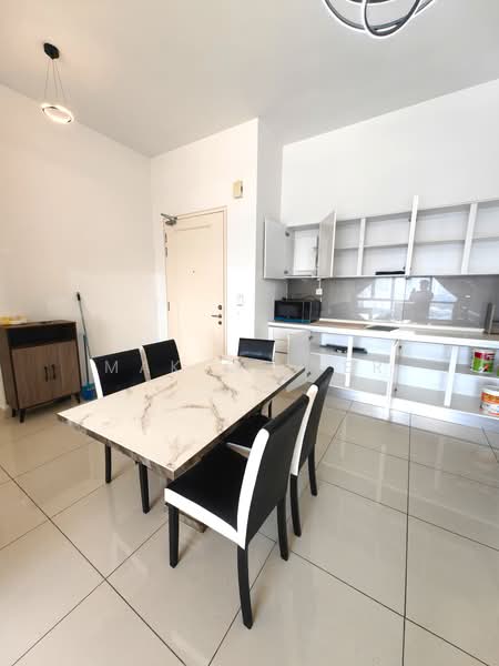 Servis Apartment untuk Dijual di The Park Sky Residence - Mak Oliver - Kitchen - PropertyGuru.com.my