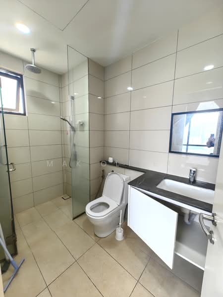 Servis Apartment untuk Dijual di The Park Sky Residence - Mak Oliver - Bathroom - PropertyGuru.com.my