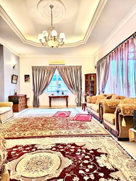 Bungalow for Sale in Country Heights (Kajang) - Fazri . - PropertyGuru.com.my