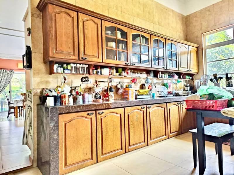 Bungalow for Sale in Country Heights (Kajang) - Fazri . - PropertyGuru.com.my