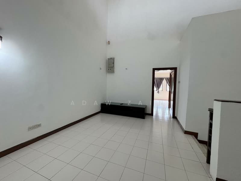 2-storey Terraced House for Rent in Bukit Jelutong (Shah Alam) - Adaw Zain - Interior - PropertyGuru.com.my