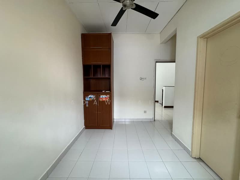 2-storey Terraced House for Rent in Bukit Jelutong (Shah Alam) - Adaw Zain - Interior - PropertyGuru.com.my