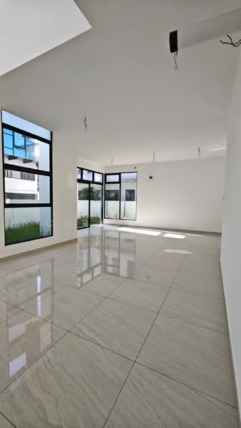 Rumah Banglo untuk Dijual di Setia Eco Gardens (Gelang Patah) - Christina Ang - Living Room - PropertyGuru.com.my