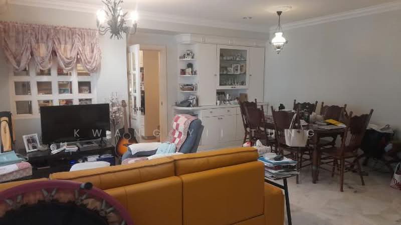 Kondominium untuk Dijual di Kiara Green Townhouses - Kwang Yii Tung - Living Room - PropertyGuru.com.my