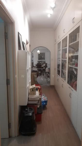 Kondominium untuk Dijual di Kiara Green Townhouses - Kwang Yii Tung - Corridor - PropertyGuru.com.my