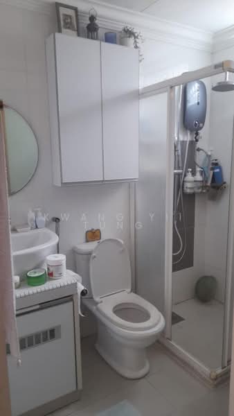 Kondominium untuk Dijual di Kiara Green Townhouses - Kwang Yii Tung - Bathroom - PropertyGuru.com.my