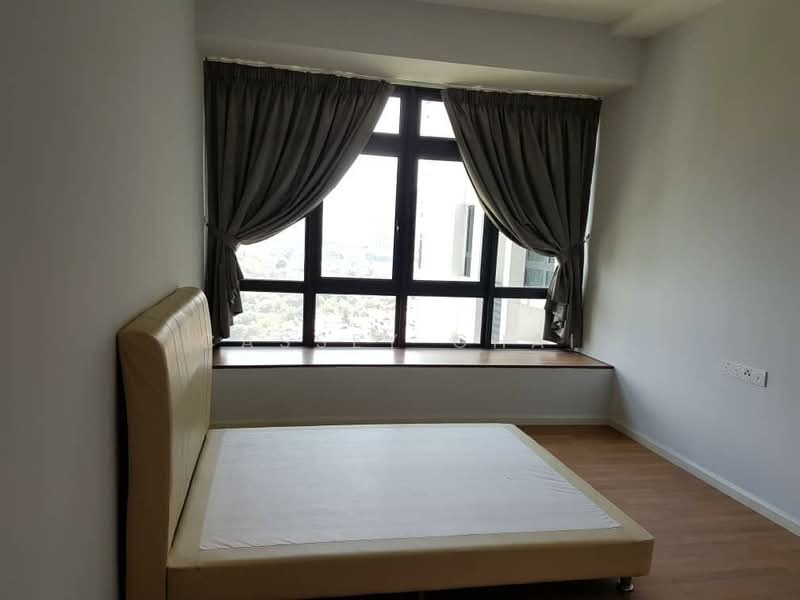 Kondominium untuk Dijual di LaCosta @ Sunway South Quay - Cassey Chai - Bedroom - PropertyGuru.com.my