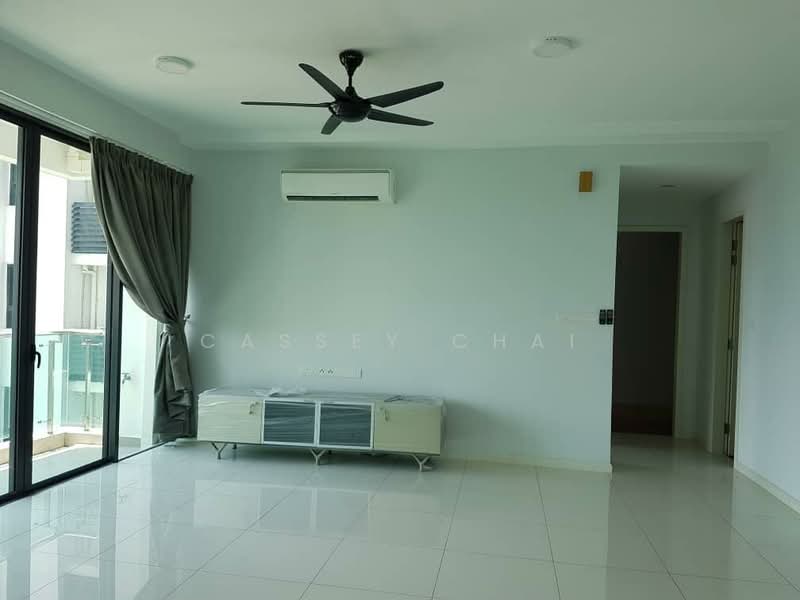 Kondominium untuk Dijual di LaCosta @ Sunway South Quay - Cassey Chai - Living Room - PropertyGuru.com.my