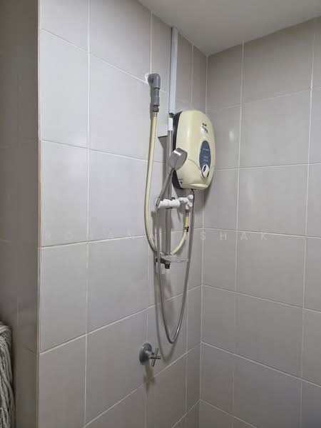 Apartment for Rent at Suria Ixora - Rohana Ishak - PropertyGuru.com.my