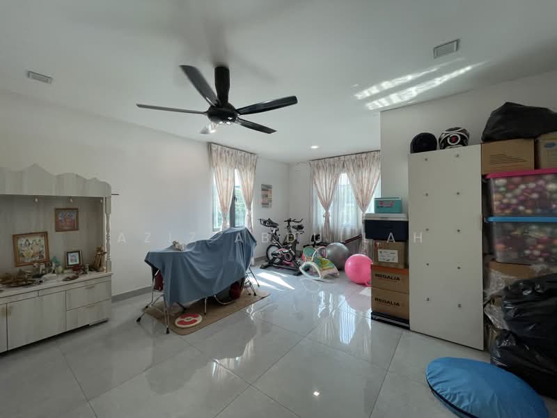 Rumah Teres 2 Tingkat untuk Dijual di Taman Kelana Idaman (Ara Damansara) - Aziz Abdullah - PropertyGuru.com.my