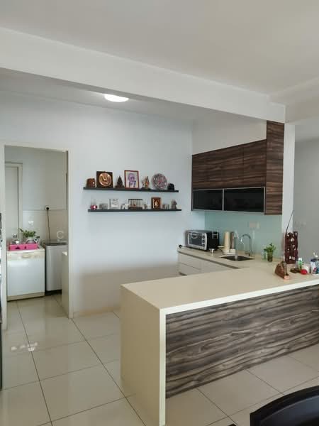 Condominium for Sale at LaCosta @ Sunway South Quay - Cassey Chai - Kitchen - PropertyGuru.com.my