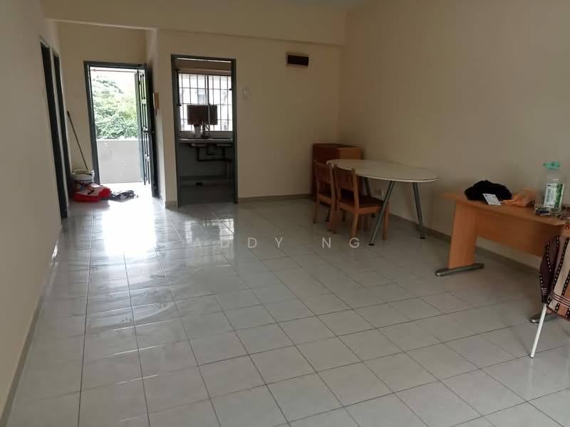 Kondominium untuk Disewa di Seri Cendekia - Addy Ng - Living Room - PropertyGuru.com.my