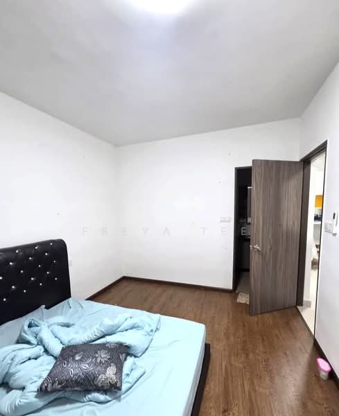 Servis Apartment untuk Dijual di Country Garden Central Park - Freya Tee - Bedroom - PropertyGuru.com.my