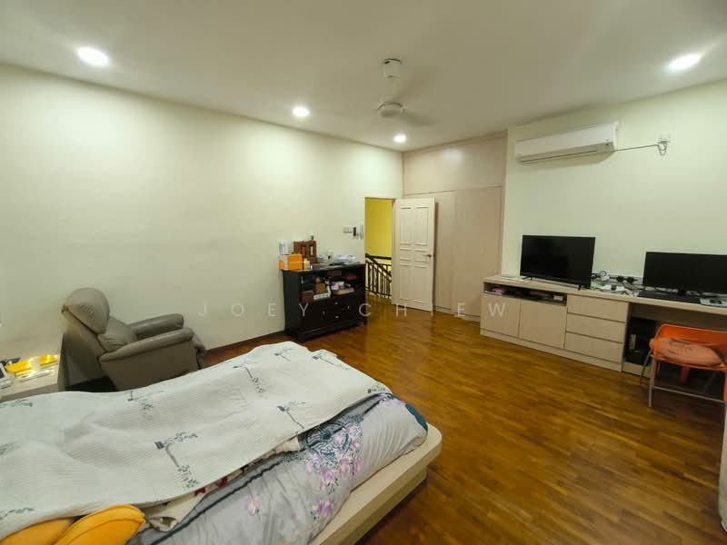 Link Bungalow for Sale in Taman Mount Austin (Tebrau) - Joey Chiew - PropertyGuru.com.my