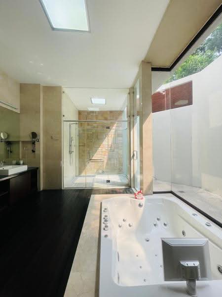 Bungalow House untuk Disewa di Taman Duta (Bukit Tunku (Kenny Hills)) - Michelle Tan - Bathroom - PropertyGuru.com.my
