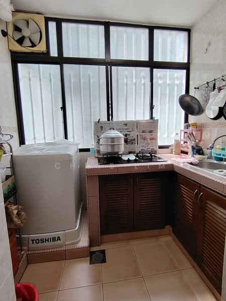 Condominium for Sale at Amadesa Resort Condominium - Chris Lim - Kitchen - PropertyGuru.com.my