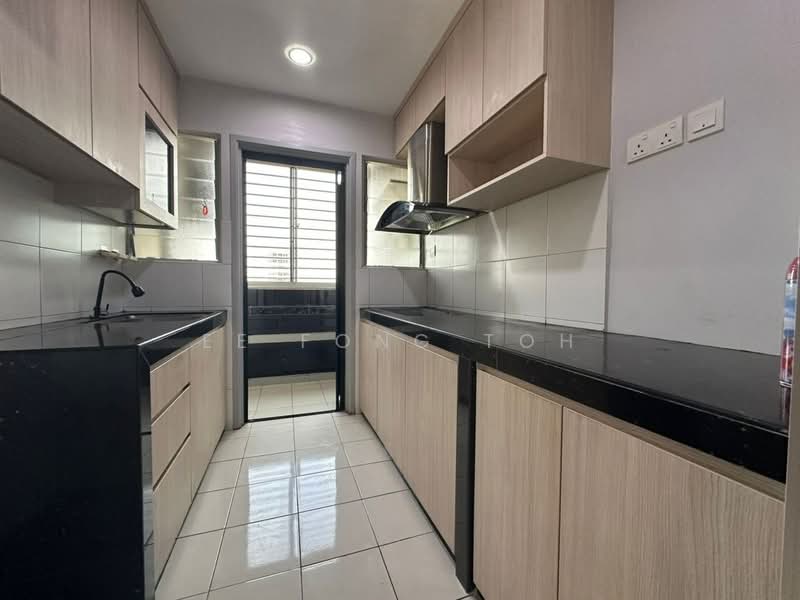 Apartment for Sale at Denai Nusantara Apartment - Ee Fong Toh - Kitchen - PropertyGuru.com.my