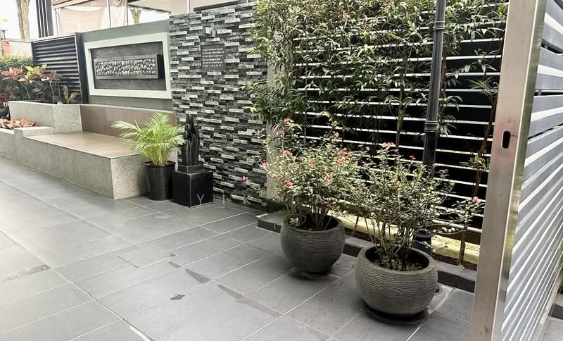 Semi-Detached House for Sale in Bandar Baru Permas Jaya (Permas Jaya) - Yik Tat - PropertyGuru.com.my