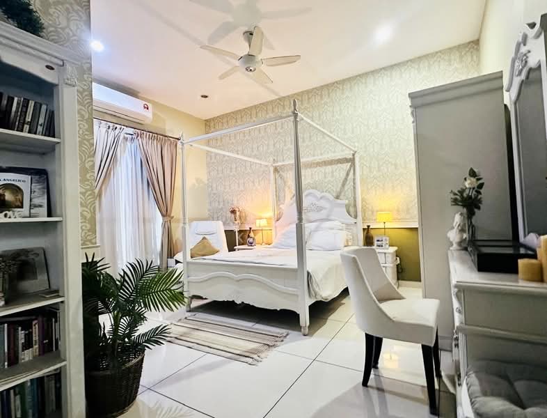 Semi-Detached House for Sale in Bandar Baru Permas Jaya (Permas Jaya) - Yik Tat - PropertyGuru.com.my