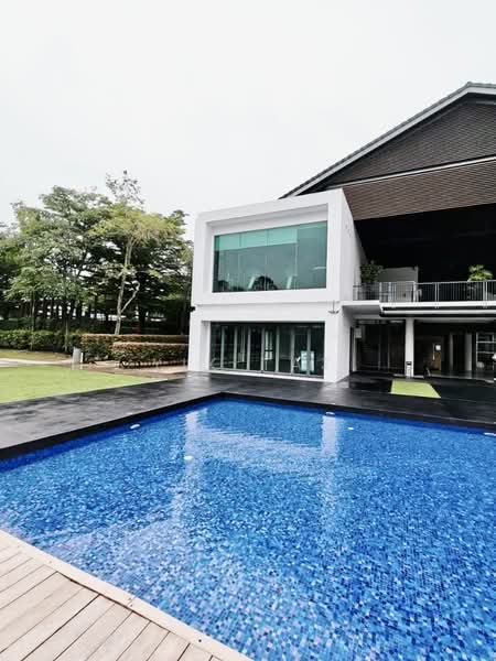 Semi-Detached House for Sale in Bandar Baru Permas Jaya (Permas Jaya) - Yik Tat - PropertyGuru.com.my