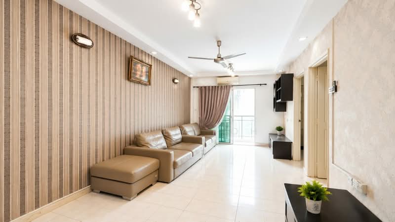 Pangsapuri untuk Dijual di Bayu Villa - Joey Koh - Living Room - PropertyGuru.com.my