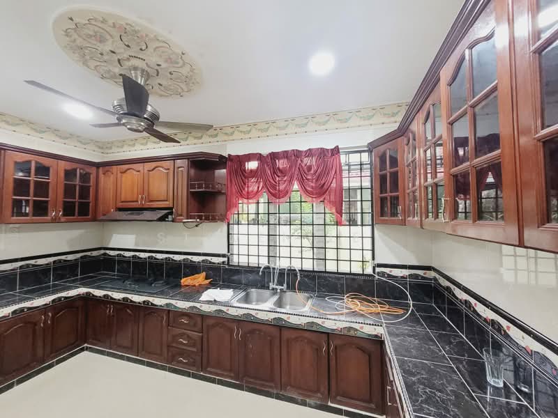 Rumah Banglo untuk Dijual di Bandar Baru Bukit Beruntung (Serendah) - Steven Lee - Kitchen - PropertyGuru.com.my