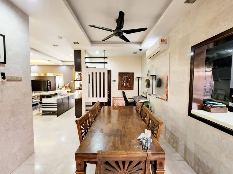 Rumah Banglo untuk Dijual di Pju 1a (Ara Damansara) - Vincent Liaw - Dining Room - PropertyGuru.com.my