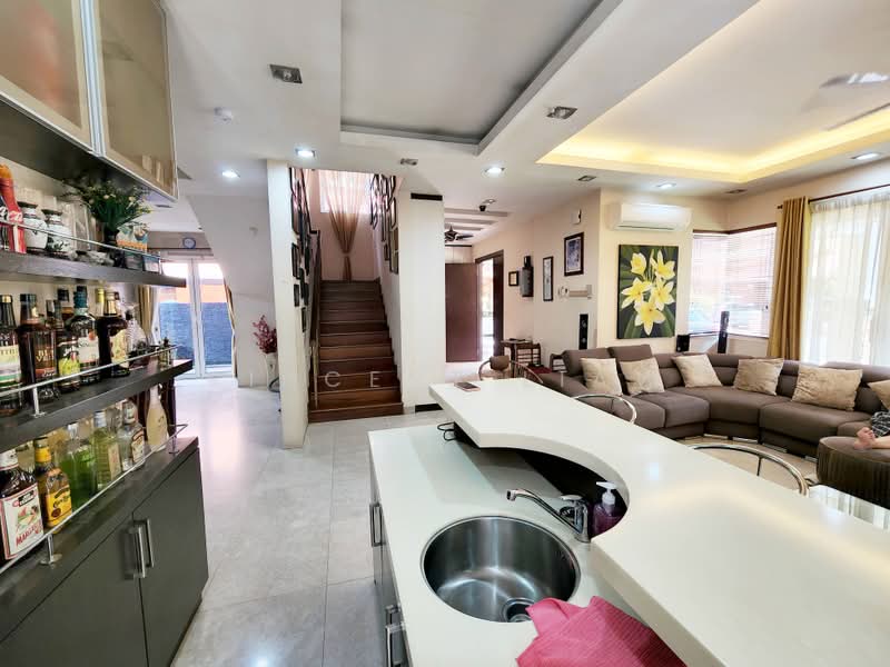 Rumah Banglo untuk Dijual di Pju 1a (Ara Damansara) - Vincent Liaw - Living Room - PropertyGuru.com.my