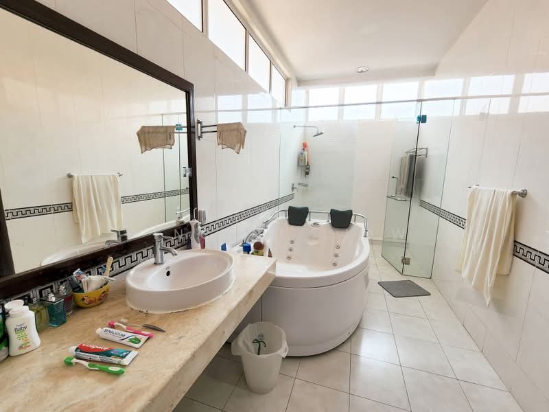 Rumah Banglo untuk Dijual di Pju 1a (Ara Damansara) - Vincent Liaw - Bathroom - PropertyGuru.com.my