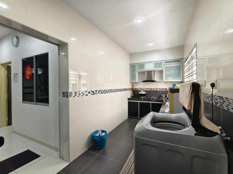 2-storey Terraced House for Sale in Nusa Sentral (Iskandar Puteri (Nusajaya)) - Ee Fong Toh - Kitchen - PropertyGuru.com.my