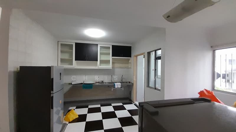 Condominium for Sale at Amadesa Resort Condominium - Chris Lim - Kitchen - PropertyGuru.com.my
