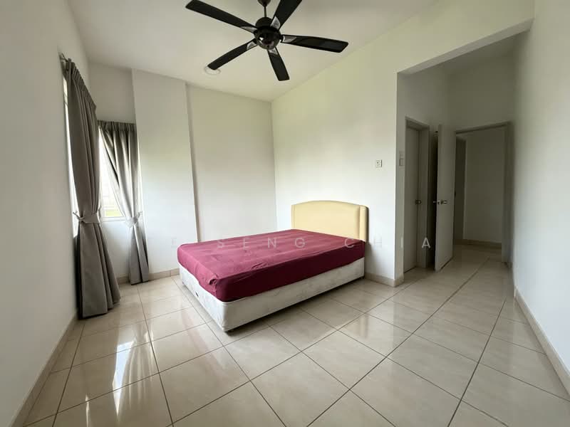 Kondominium untuk Dijual di Lagoon Suites - Bee Seng Chia - Bedroom - PropertyGuru.com.my