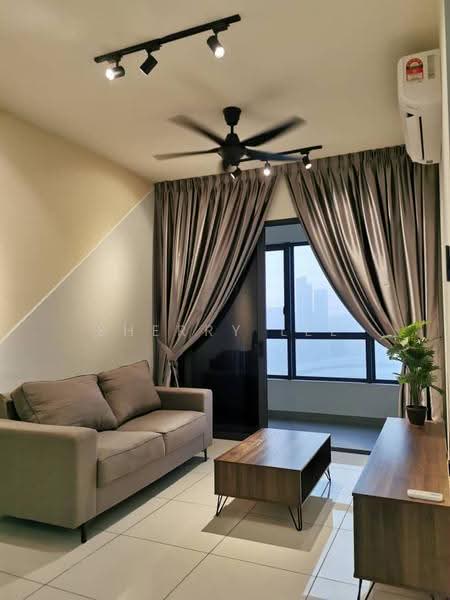 Kediaman Servis untuk Dijual di The Era @ Duta North - Sherry Lee - Living Room - PropertyGuru.com.my